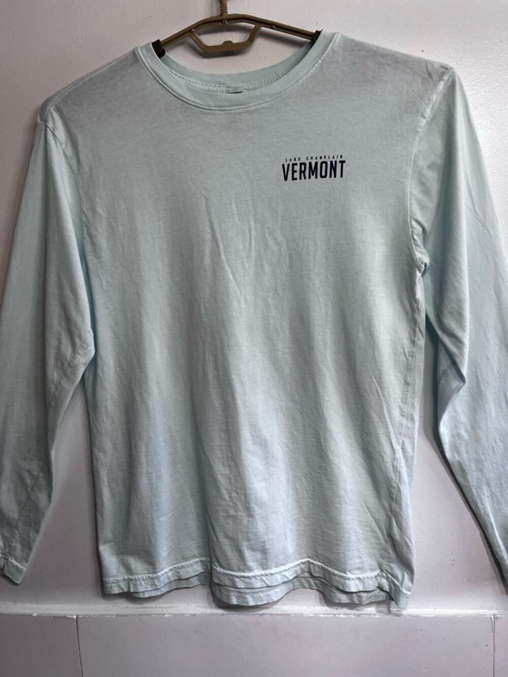 Lake Champlain Vermont Sunset Graphic Long Sleeve Tee  Men’s Size Medium Cotton